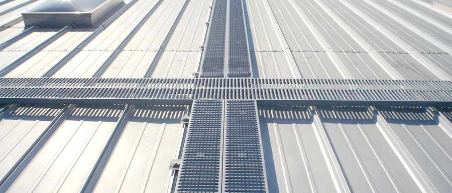 Horizontal and Vertical Roof Walk Horizontal and Vertical Roof Walk